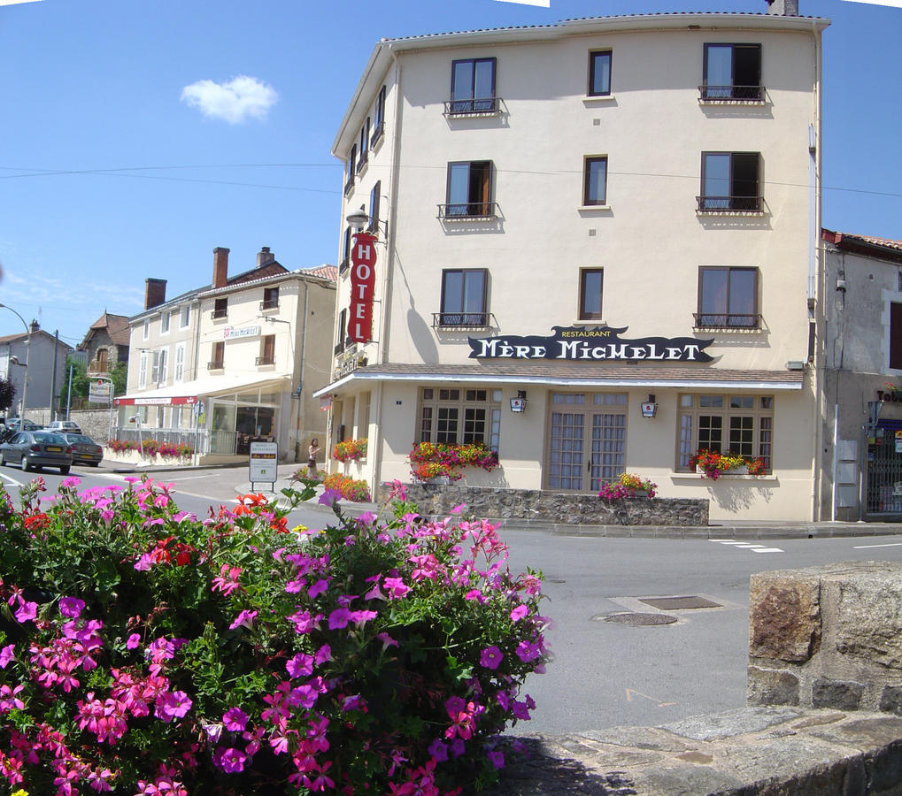 Hotel De La Mere Michelet Confolens Esterno foto